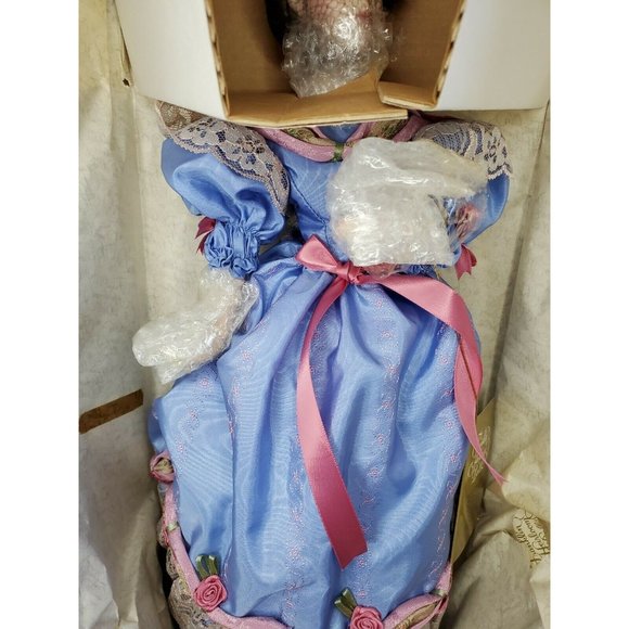 Vintage Rare Retired Catherine & The Poetry Of The Fan Franklin Heirlooms Doll - Picture 9 of 12
